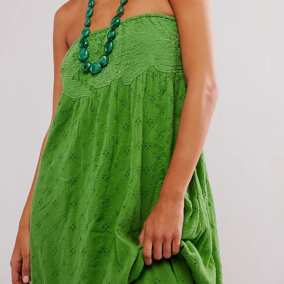 Free people meant to be green strapless eyelet midi dress - Picture 3 of 12